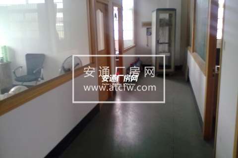 独栋工业厂房 一楼7米高带院子 可注册有货梯