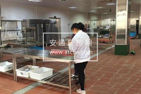 杭州萧山104国道和城市大道交叉口往南300米可过9.6大车