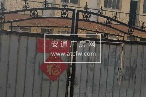 北京西路路边房屋带院子出租