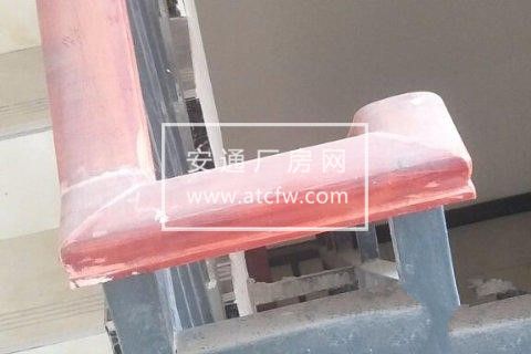 出租成都周边彭州华茂服装城厂房