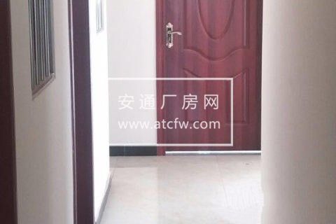 出租成都周边彭州华茂服装城厂房