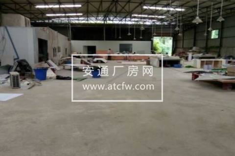 温江区涌泉花土光华8号线旁1200方厂房出租