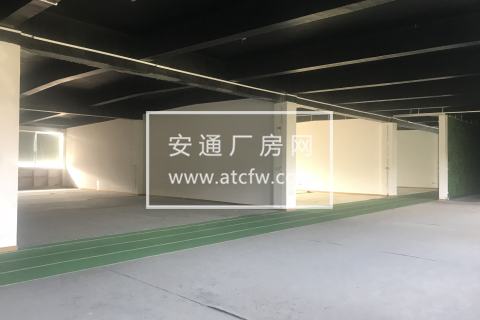出租青山湖工业园2层共3560方